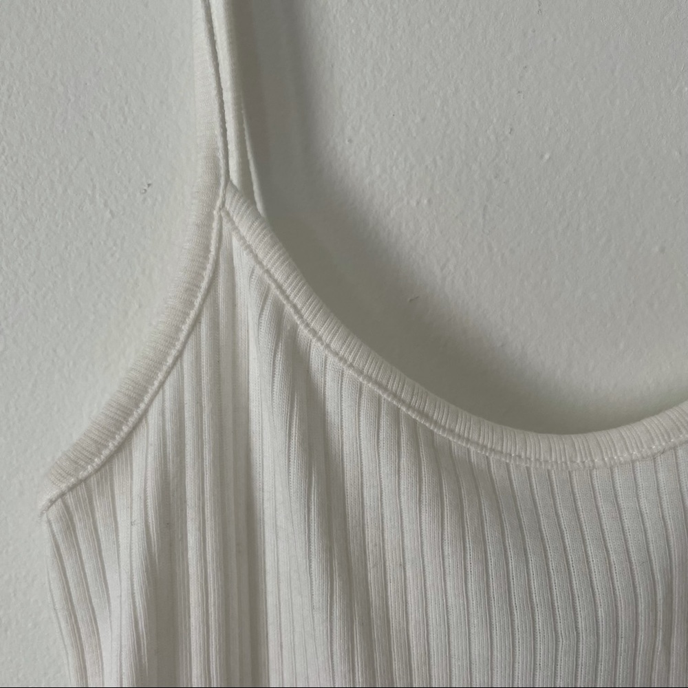 white leotard 🤍 - Picture 4 of 4